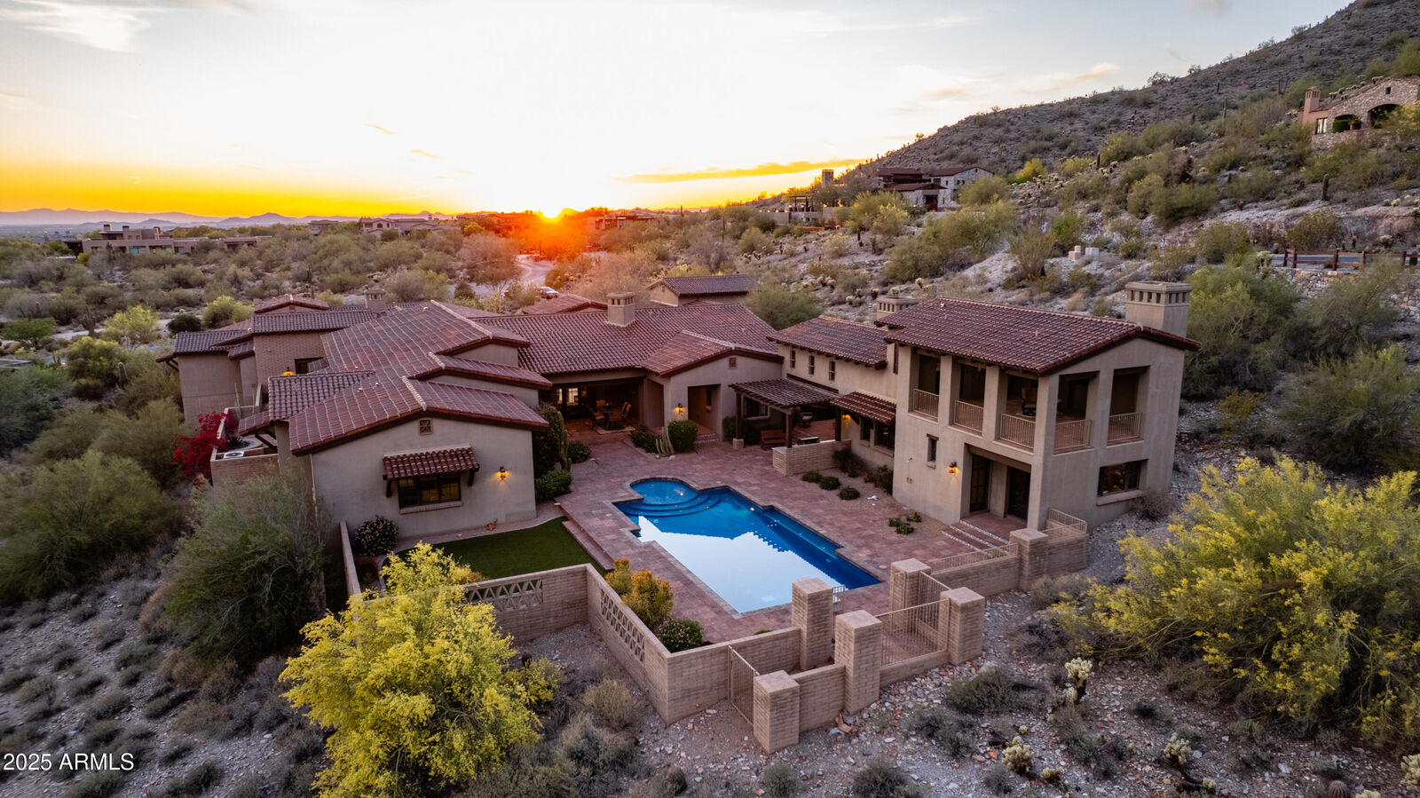 Property Photo:  9820 E Thompson Peak Parkway 628  AZ 85255 