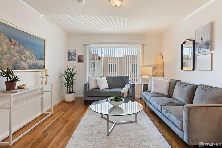 68 Esquina Drive  San Francisco CA 94134 photo