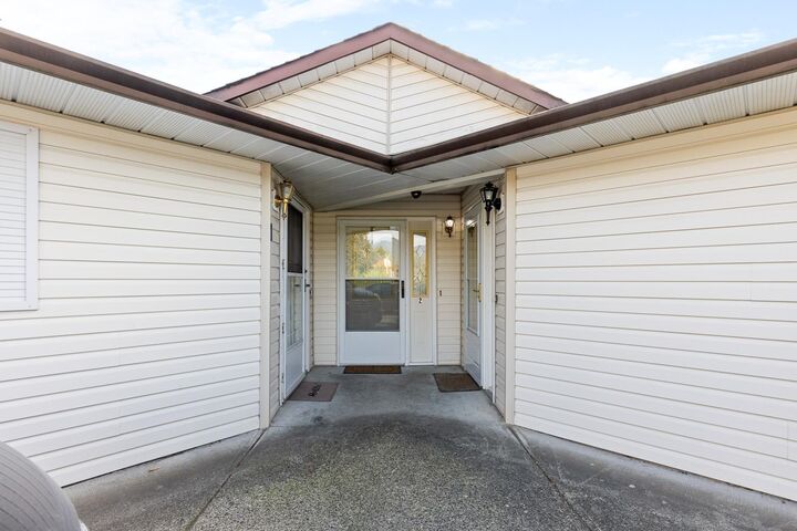 Photo de la propriété: 45344 Hodgins Avenue 2 BC V2P 1P5
