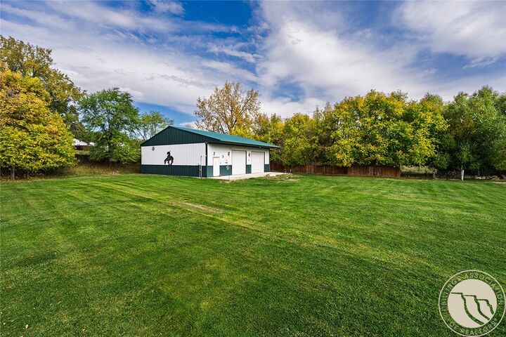 Property Photo: 109 E 12th Street MT 59044