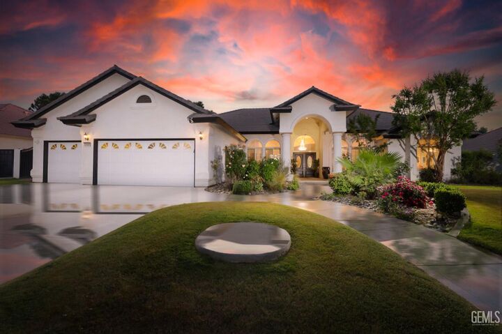 10505 Finchley Drive  Bakersfield CA 93311 photo