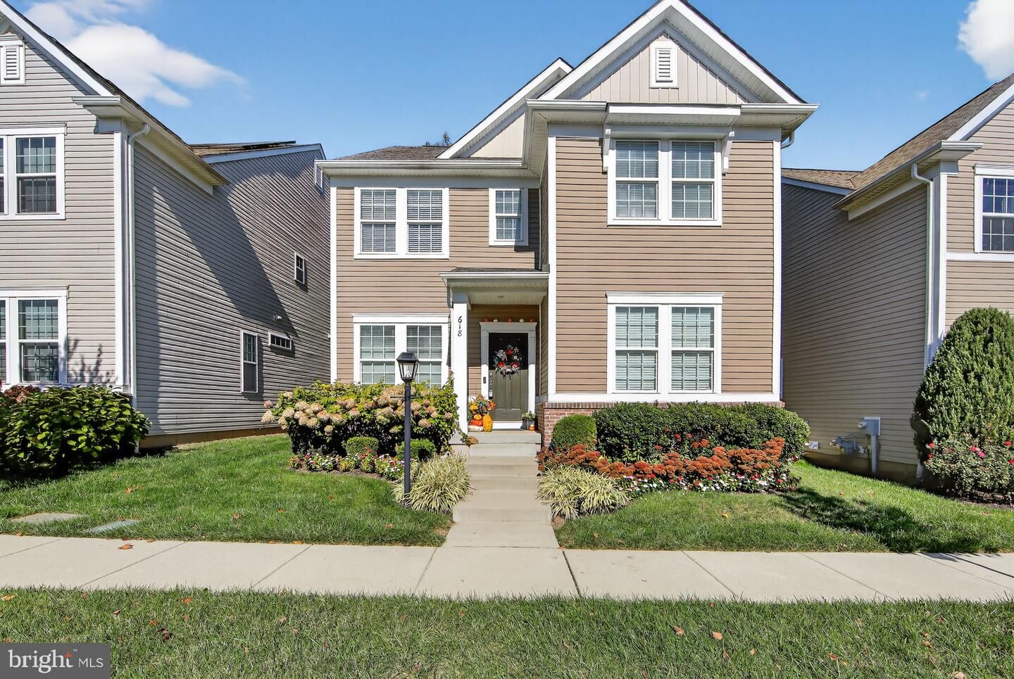 Property Photo: 618 Kent Court PA 19425