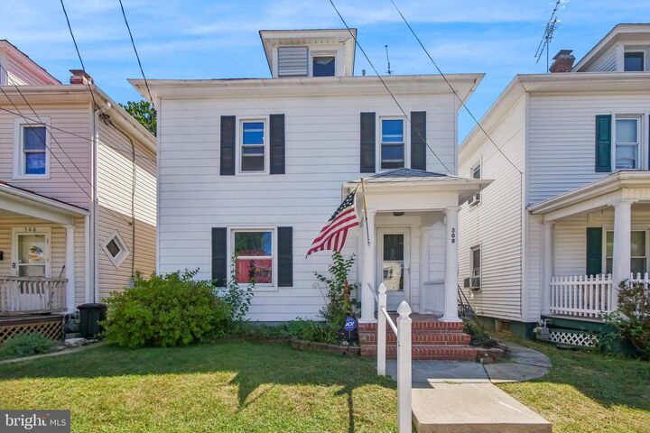308 S Illinois Avenue  Martinsburg WV 25401 photo