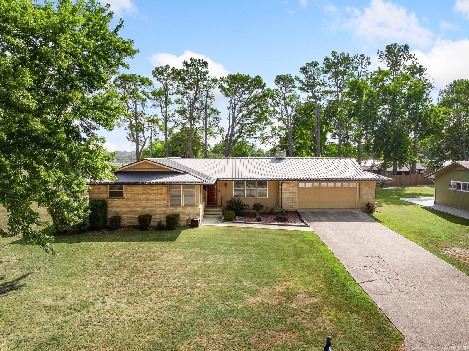 Property Photo: 103 Chickadee Street AR 72601