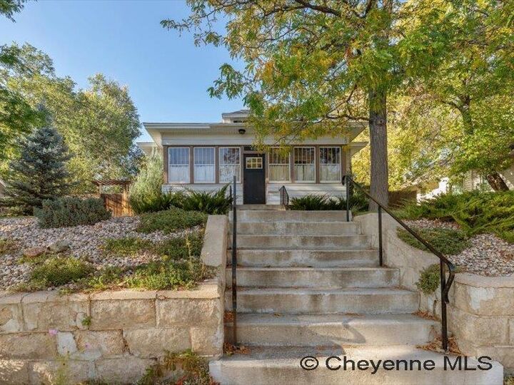 Property Photo: 408 E 25th St WY 82001