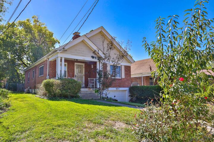 Property Photo: 6708 Hampton Drive OH 45236