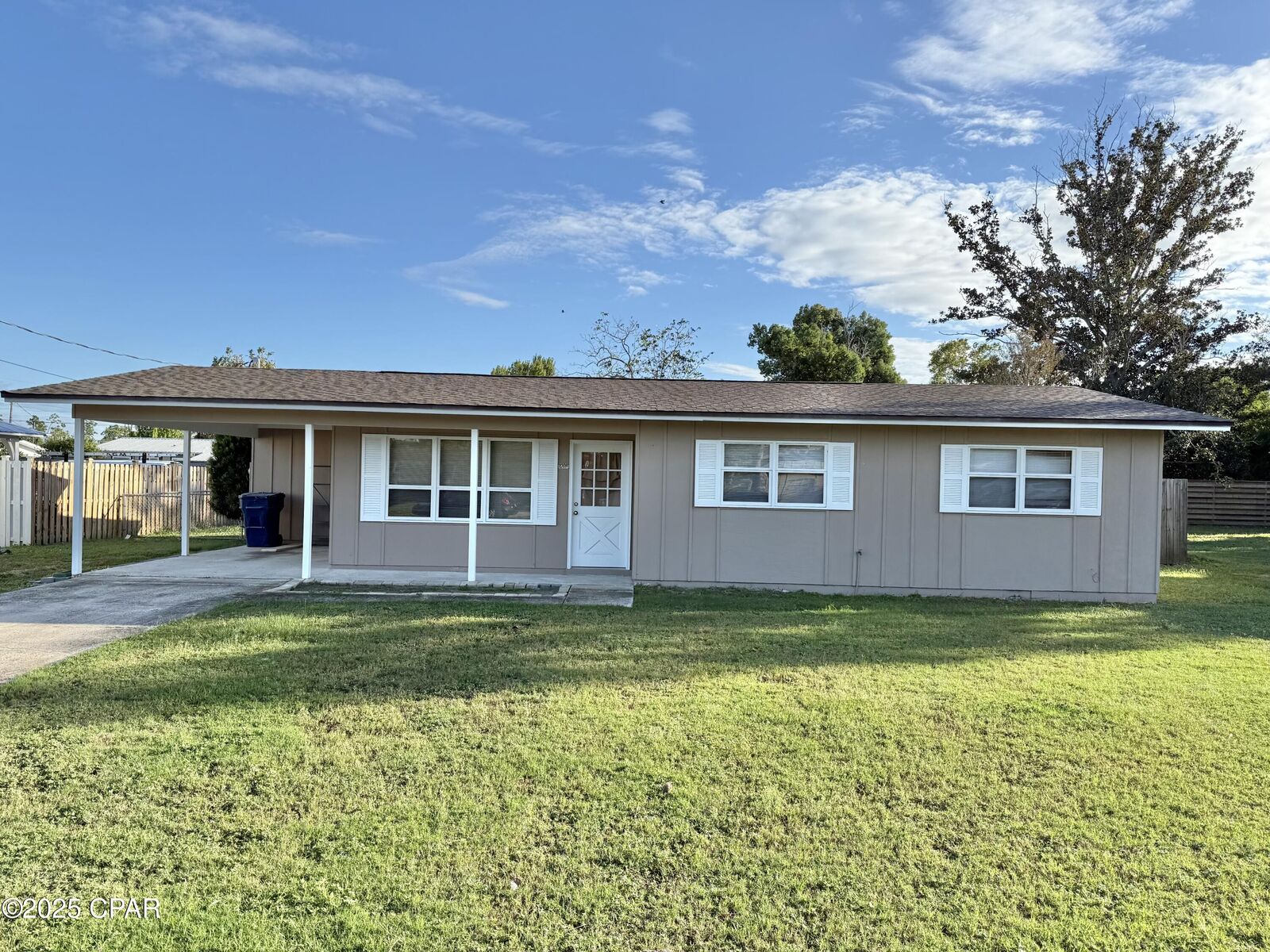 Property Photo: 1209 Emory Drive FL 32405