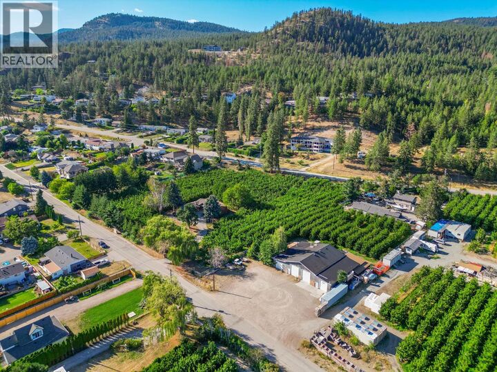 4977 Elliott Avenue  Peachland BC V0H 1X8 photo