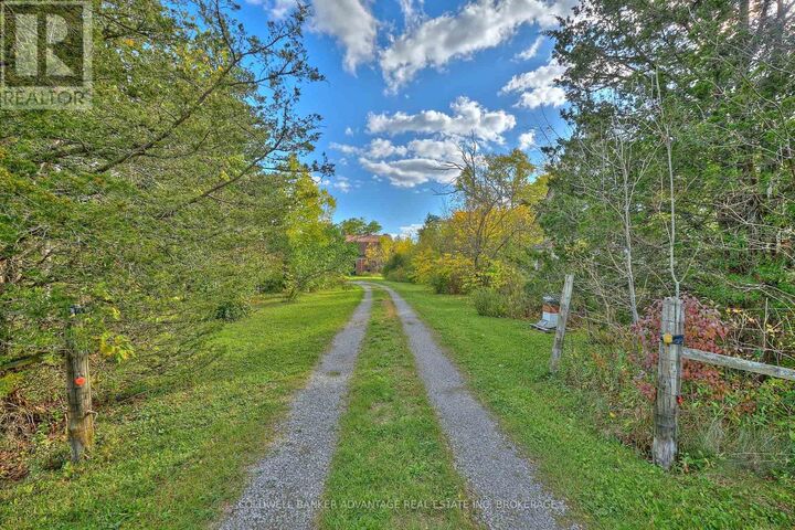 Property Photo: 925 Carl Road ON L0S 1K0