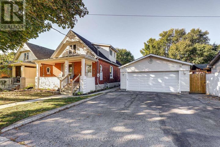 Photo de la propriété: 145 Arundell Street ON N5Z 2K1