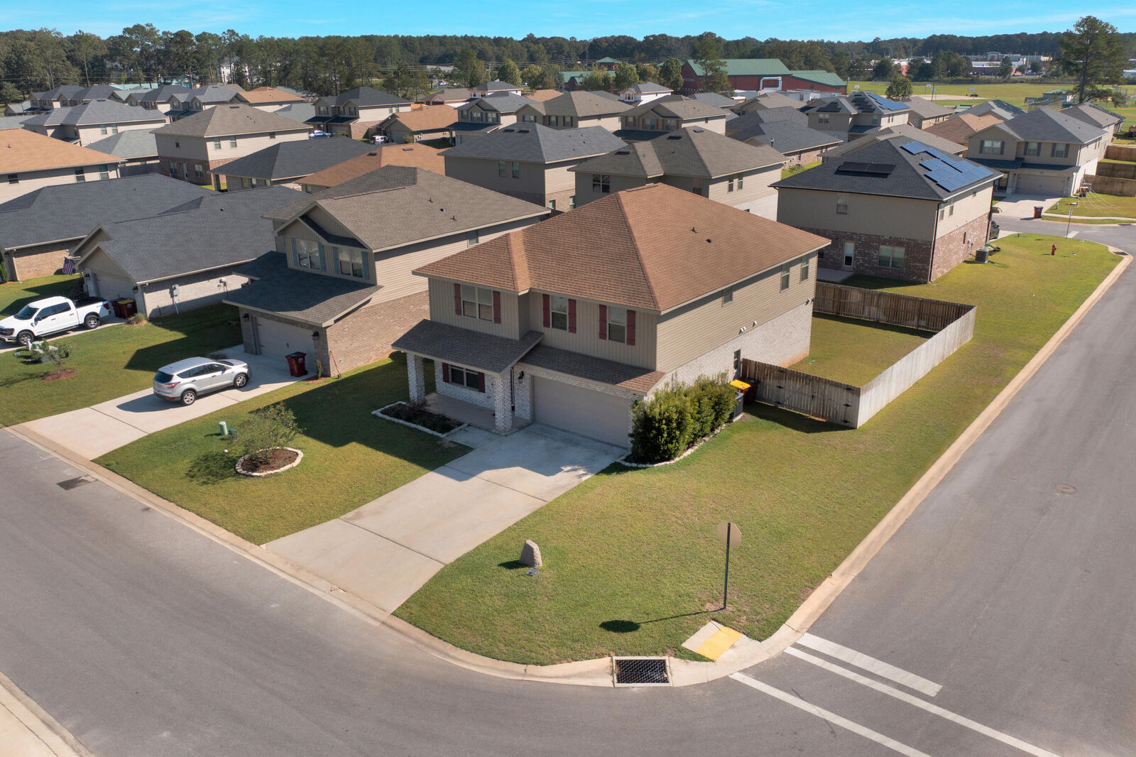 Property Photo: 231 Baycliff Drive FL 32536