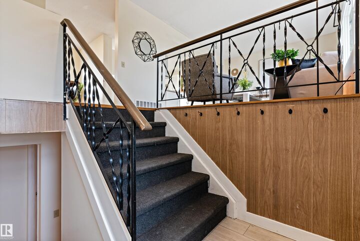 Property Photo: 7203 93 Avenue NW AB T6B 1B2