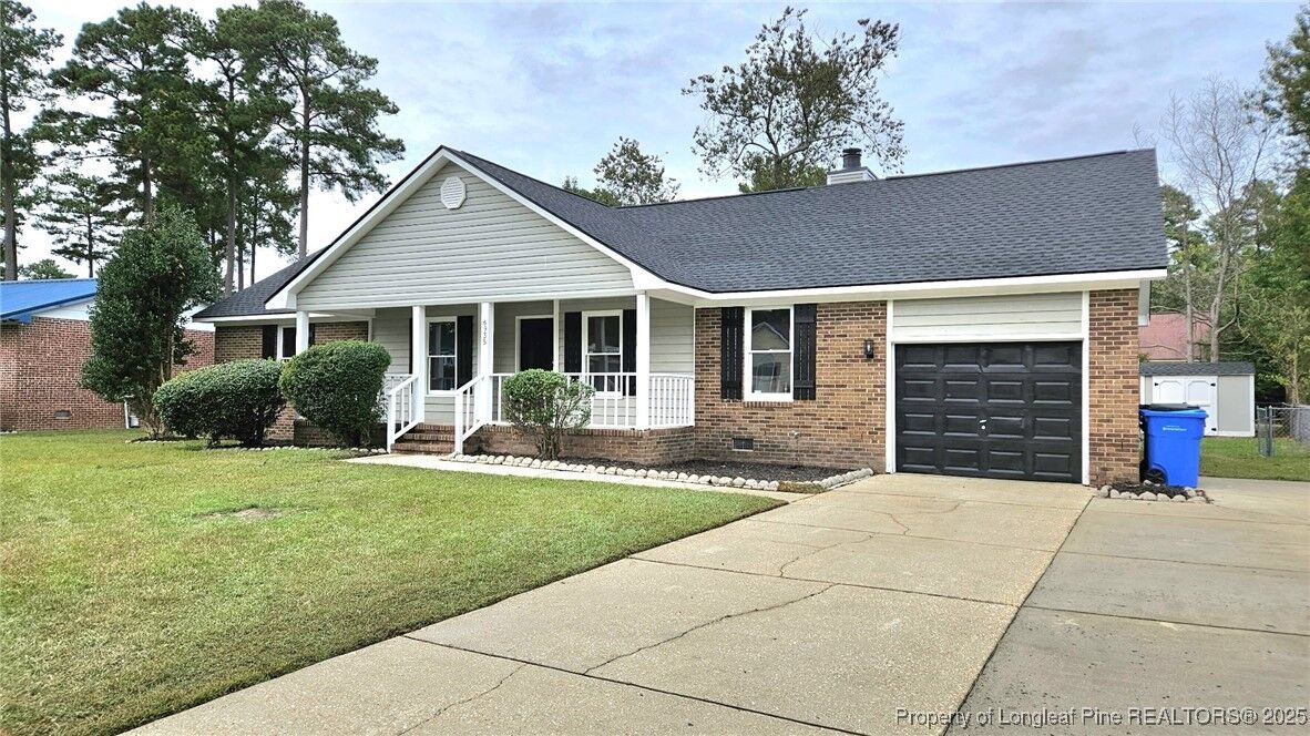Property Photo: 6935 Calamar Drive NC 28314