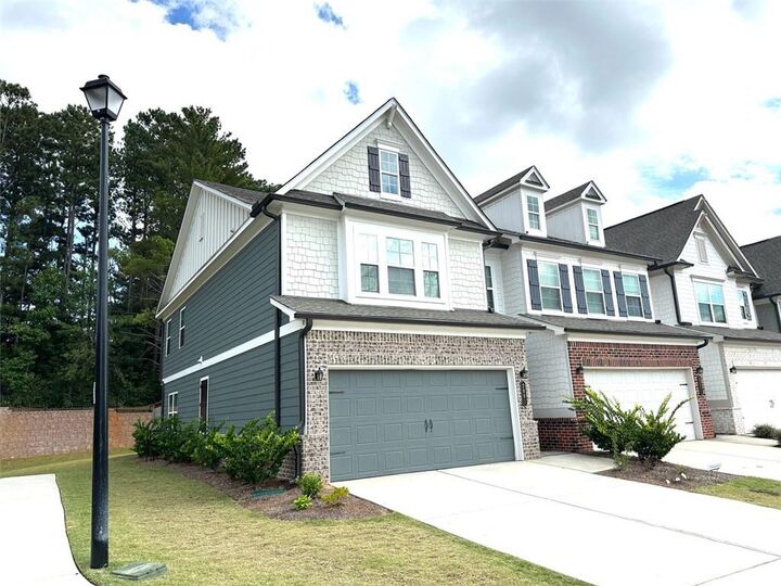 Property Photo: 2861 Thames Willow Way GA 30024