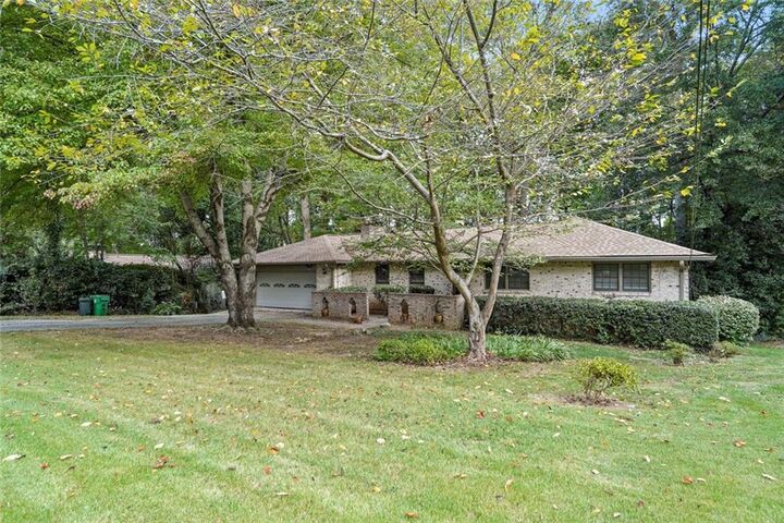 Property Photo: 3288 N Embry Circle GA 30341