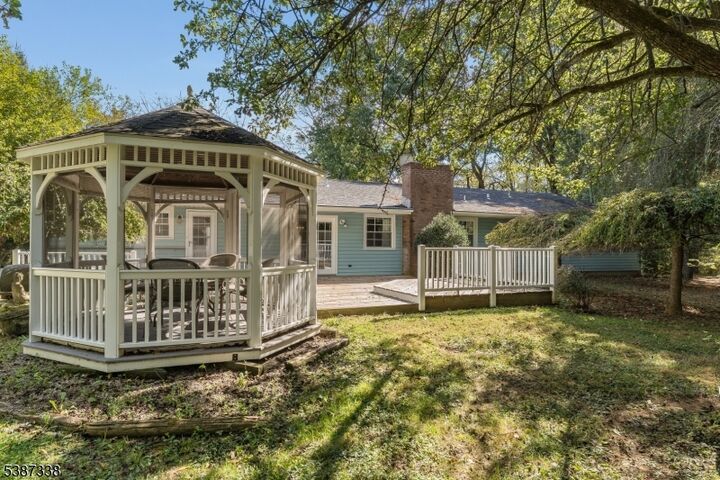 Property Photo:  358 Bloomsbury Road  NJ 08804 