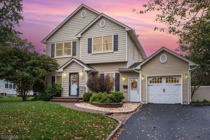 9 Timberline Dr  Fanwood Boro NJ 07023 photo