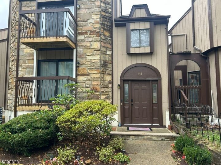 32 Delbarton Ct  Washington Twp. NJ 07840 photo