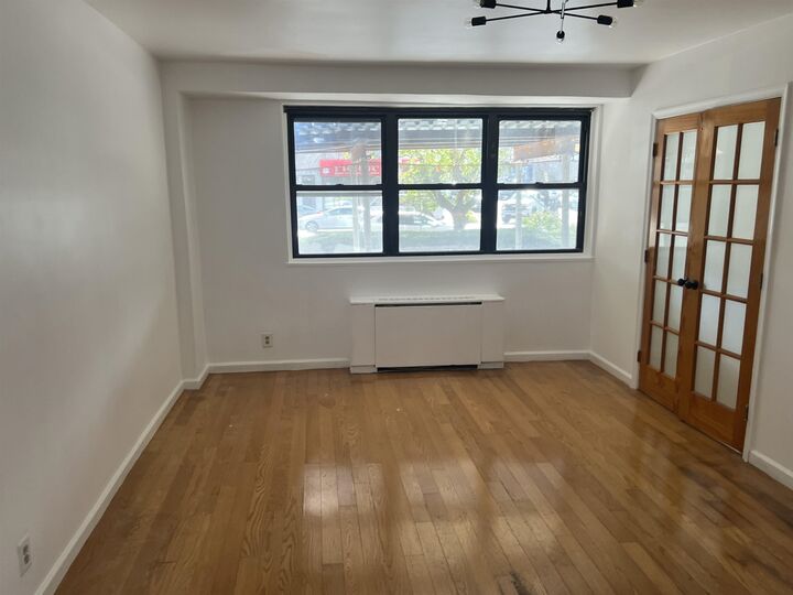 Property Photo:  1225 Kennedy Blvd 1H  NJ 07002
