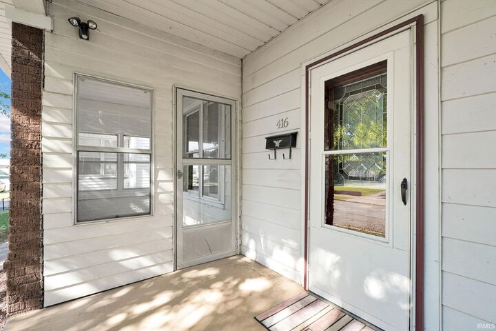 Property Photo: 416 Barnett Street IN 47591