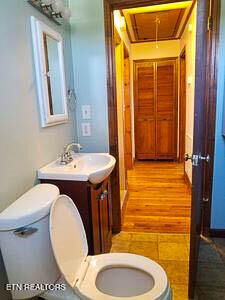 Property Photo: 4302 Hayes Rd TN 37912