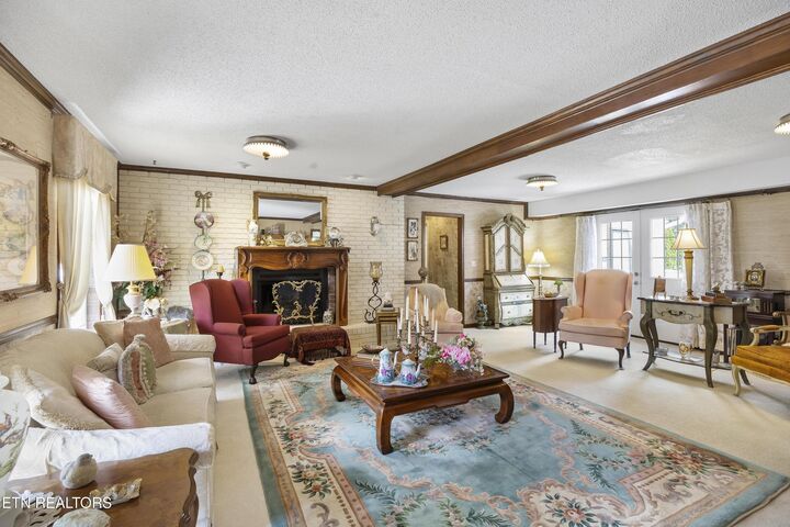 Property Photo:  1020 Crooked Springs Rd  TN 37932
