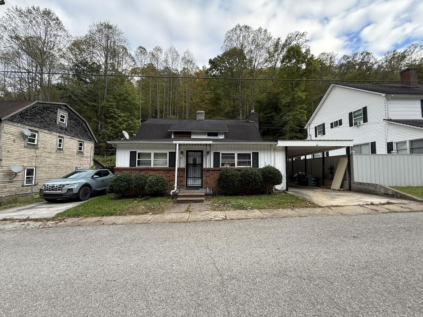 Property Photo: 29 Gap Branch Road KY 40855