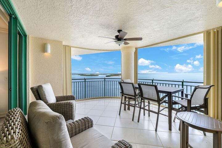 Property Photo: 980 Cape Marco Drive 1903 FL 34145