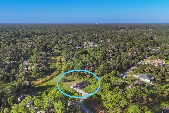 Property Photo: 2415 Nowatney Avenue FL 34286