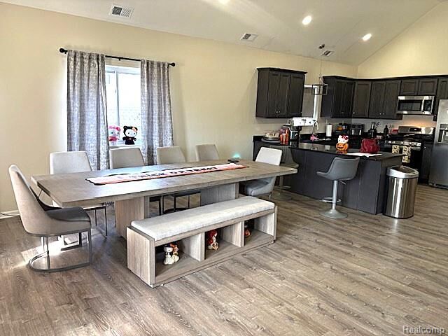 Property Photo:  21230 Vreeland Road  MI 48183 4360 