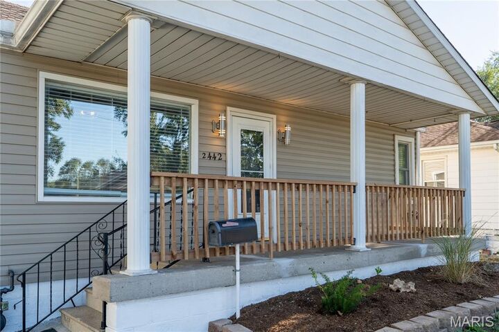 Property Photo: 2442 Center Street IL 62040