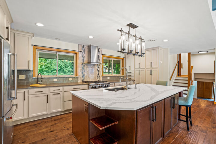 Property Photo: 8201 Fairmont Ln WI 53129