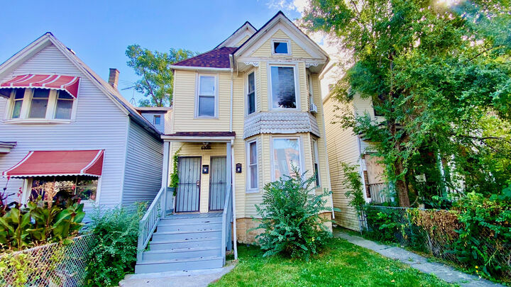 Property Photo: 6833 S Green Street IL 60621