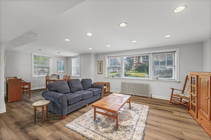 Property Photo: 321 Kedzie Street Gnd IL 60202
