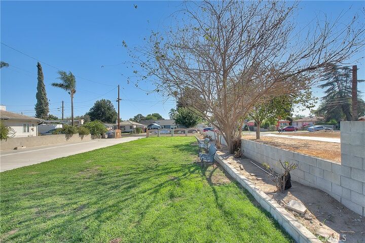 Property Photo:  941 W F Street  CA 92324 