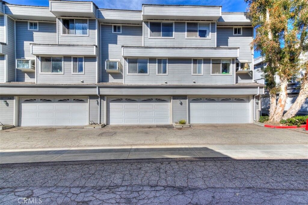 Property Photo:  24873 Nueva Vista Drive  CA 92677 