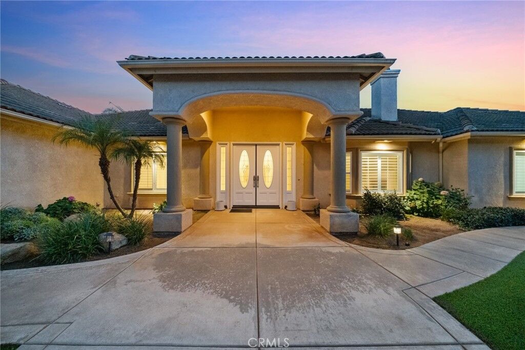 Property Photo:  3995 Via Monte Alegre  CA 92003 