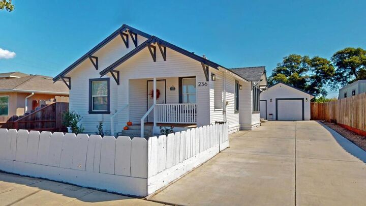 236 West Street  Soledad CA 93960 photo