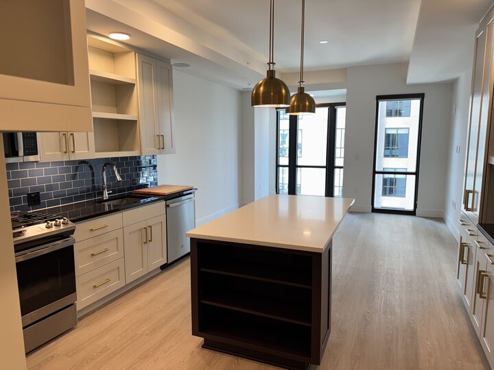 Property Photo:  930 Commerce St 1308  TN 37203