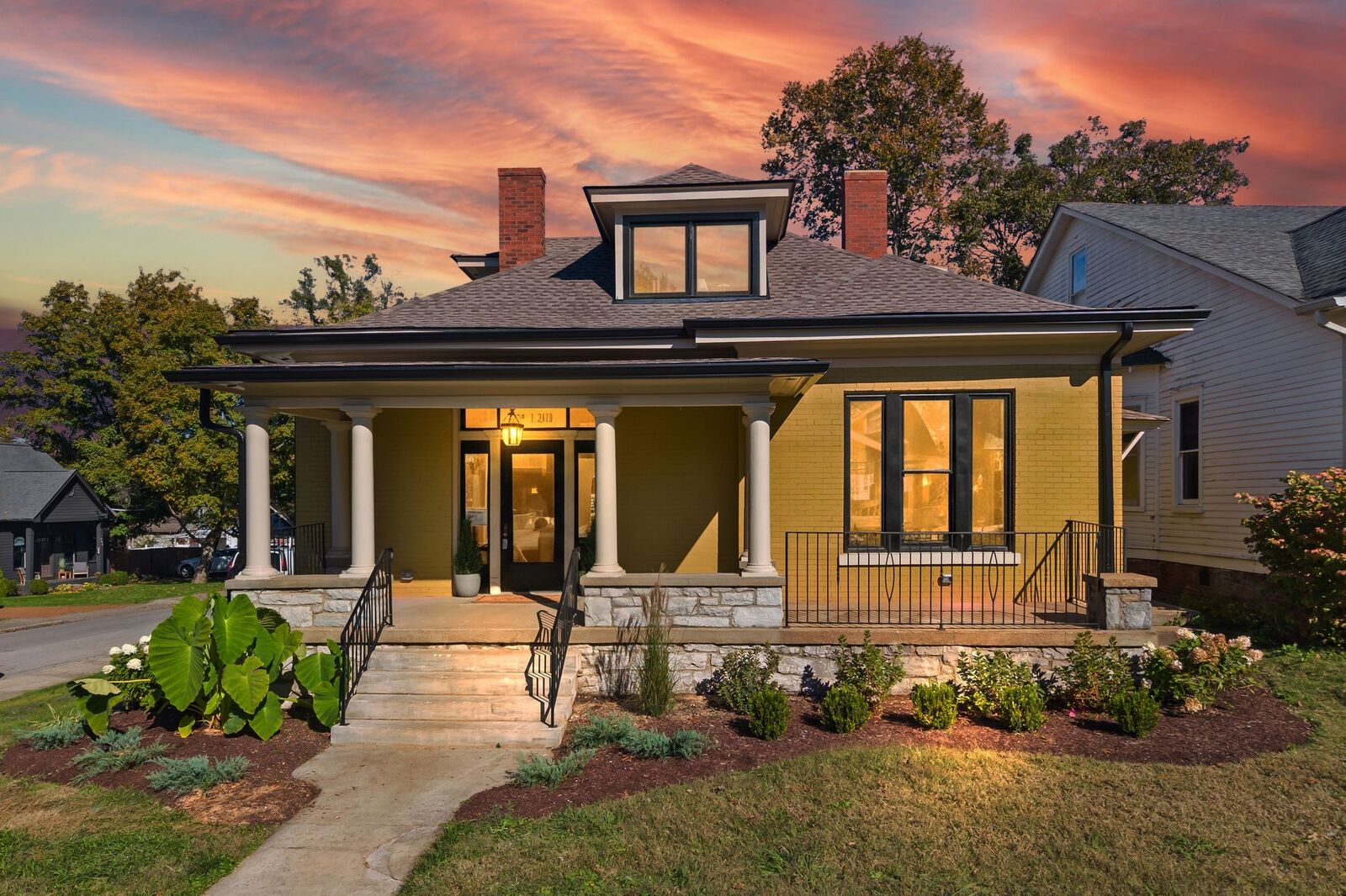 Property Photo: 1201 Ordway Pl TN 37206