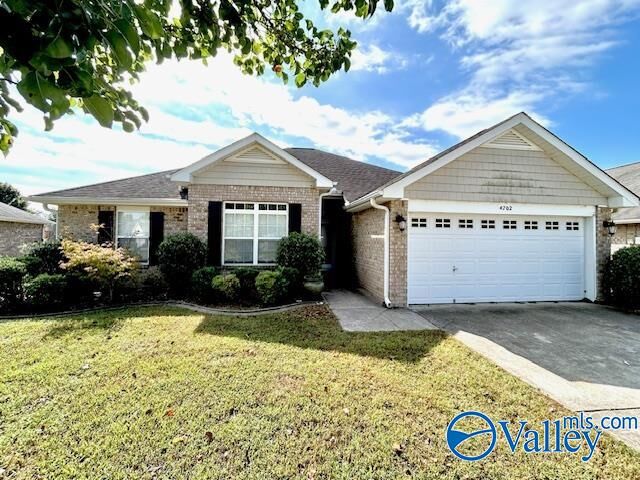 Property Photo: 4702 Carrington Blvd AL 35763