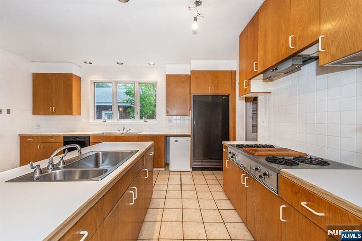 Property Photo: 23 Prospect Terrace NJ 07042