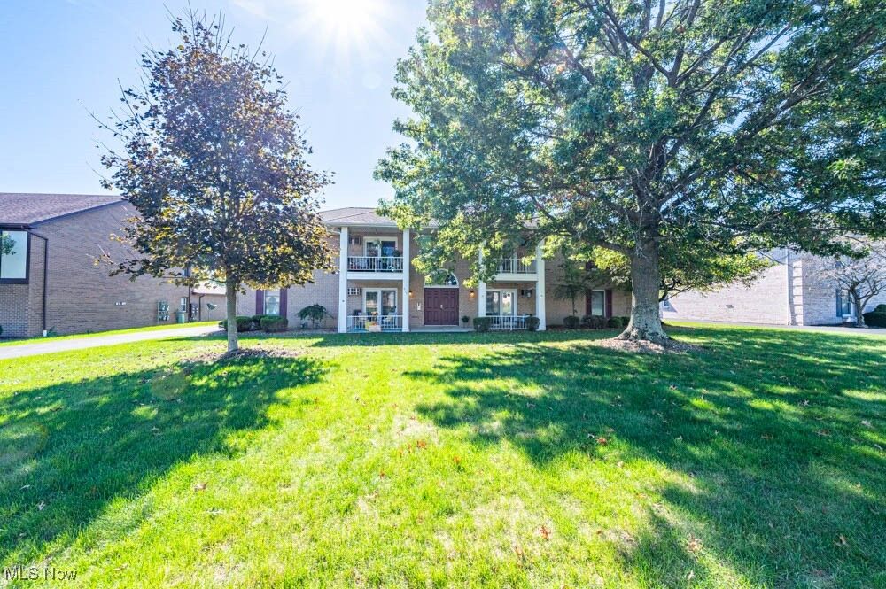 Property Photo: 829 Pearson Circle OH 44512