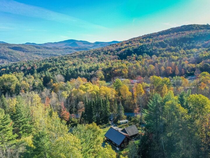 Property Photo: 1464 Huntington Road VT 05477