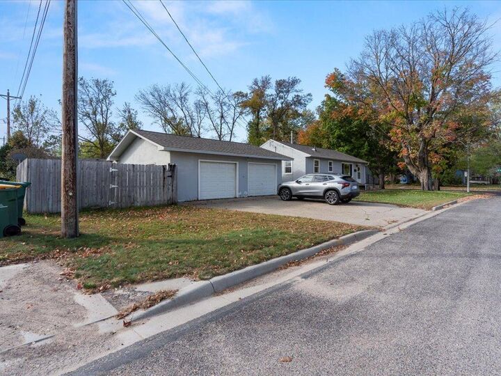 Property Photo:  1202 J Street NE  MN 56401 