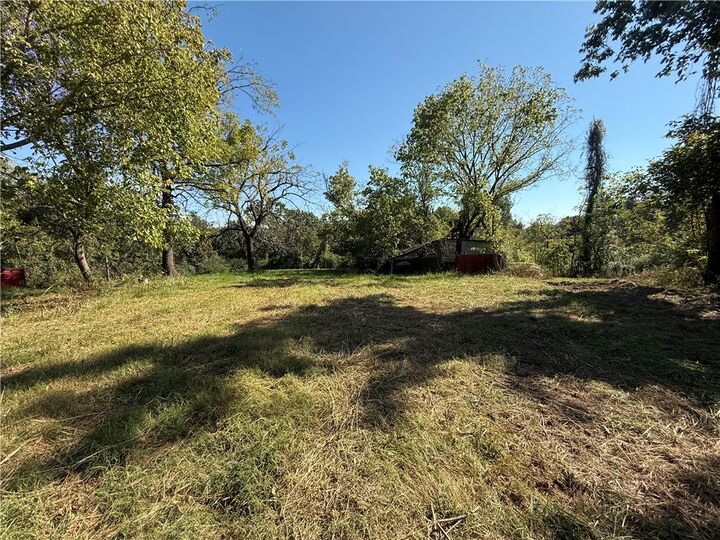Property Photo:  315 N C Street  AR 72756 