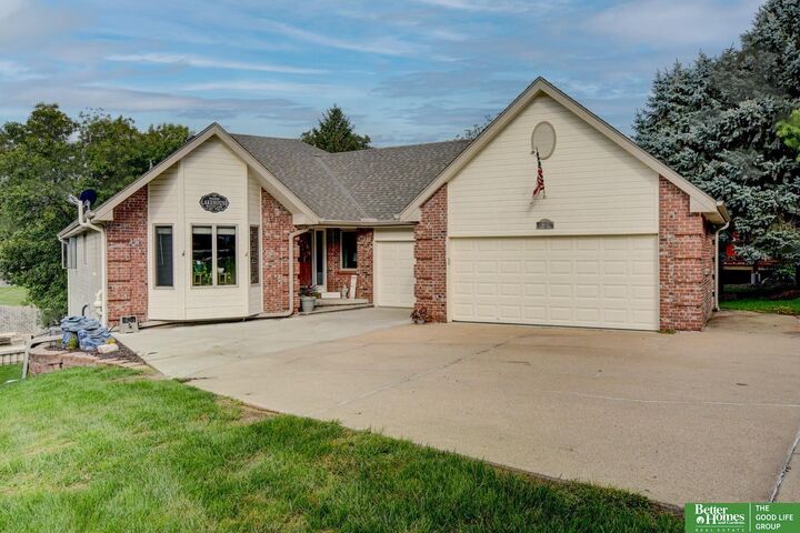 Property Photo: 8883 Verdon Circle NE 68048