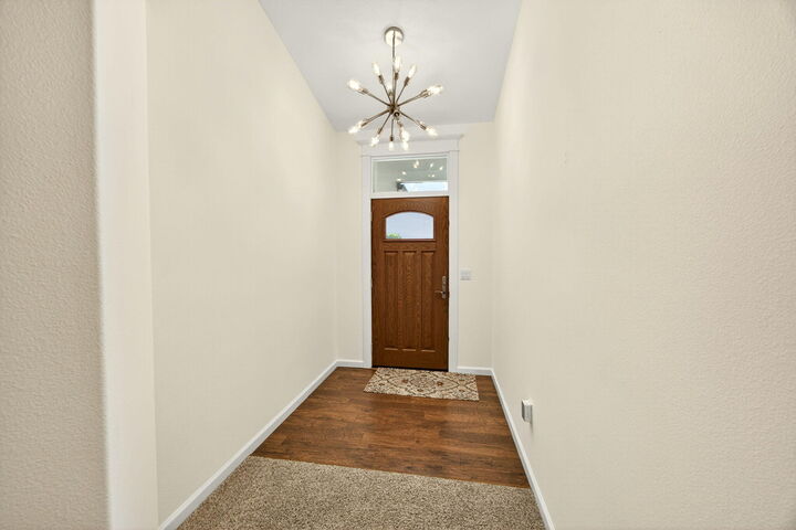 Property Photo:  1022 SE Jerrine Street  OR 97527 