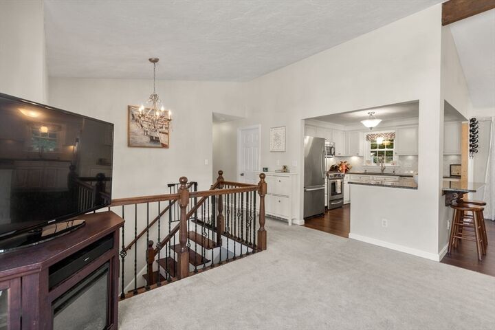 Property Photo: 7 Otter Trail MA 01605