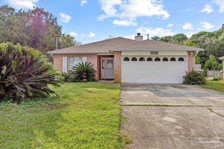1139 Redwood Ln  Gulf Breeze FL 32563 photo